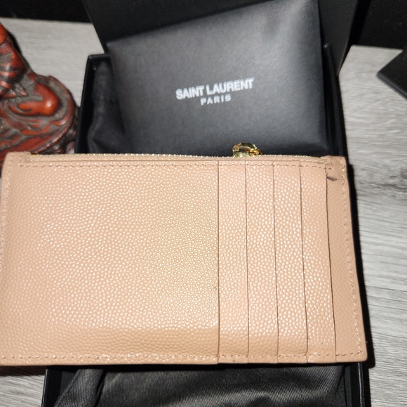 CASSANDRE MATELASSÉ FRAGMENTS FLAP CARD CASE IN LAMBSKIN - Picture 4 of 12